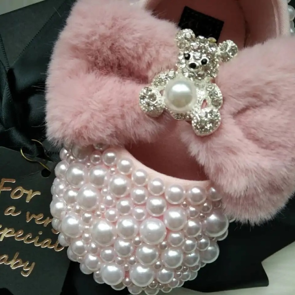 Cute Newborn Baby Girl Rhinestone Pearl Bear Shoes & Headband - Picture 3 of 5